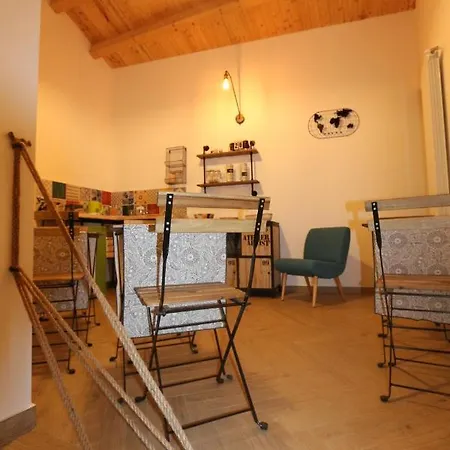 Torre's & Caffe Отель типа 