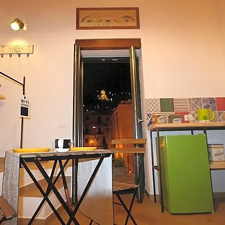 Torre's Camere&caffè 4*