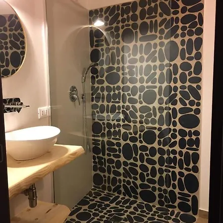 Torre's Camere&caffè 4*